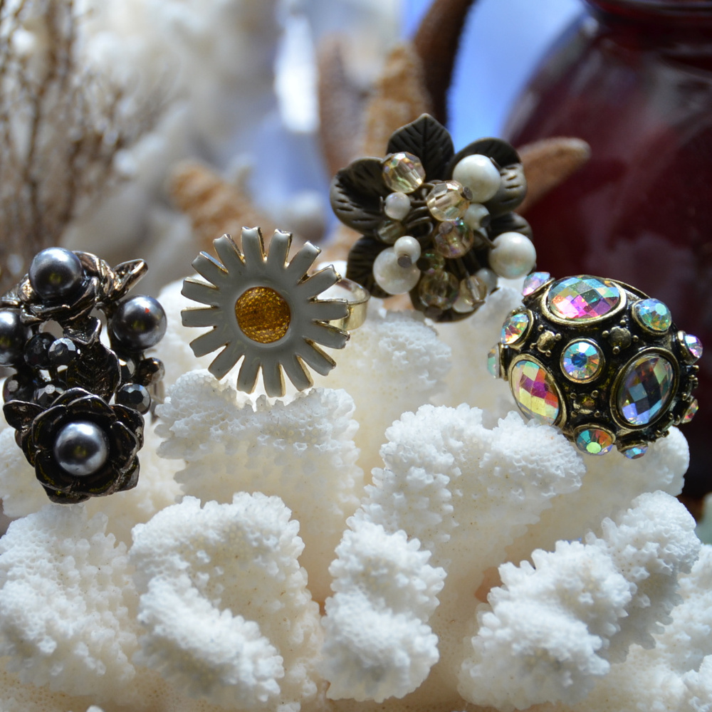 ring lot daisy flower AB rhinestone chunky large